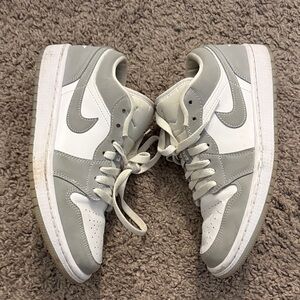 Jordan Low Top Sneakers in White and Light Gray